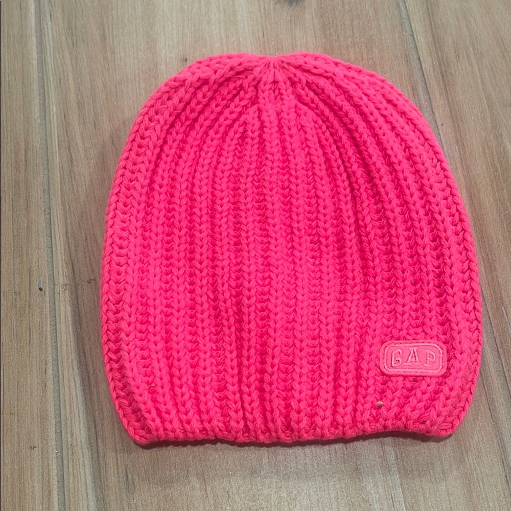 GAP Pink Beanie Hat with Chunky Knit and Ribbed Texture